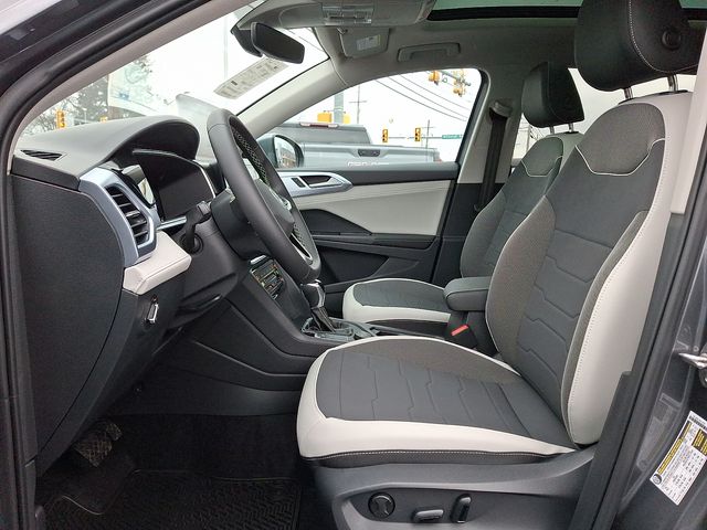 2026 Volkswagen Taos SE - Photo 14