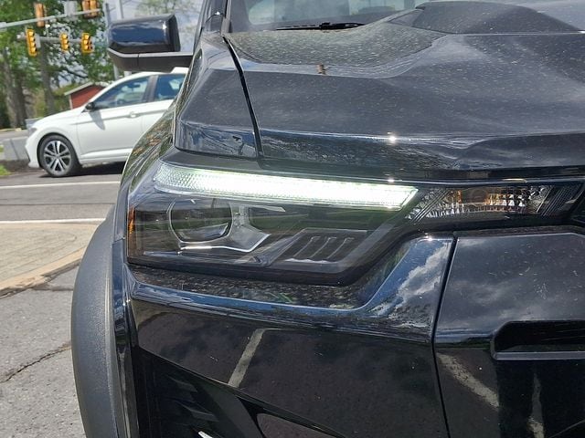2023 Chevrolet Colorado ZR2 - Photo 11