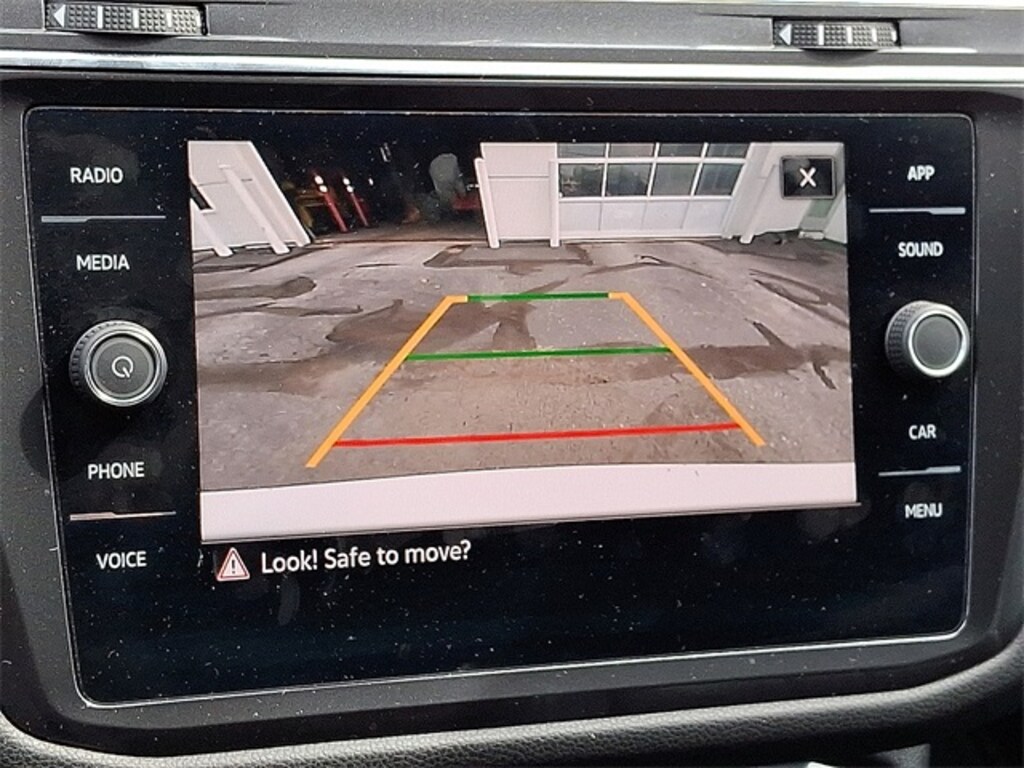 Used 2022 Volkswagen Tiguan 2.0T SE SUV