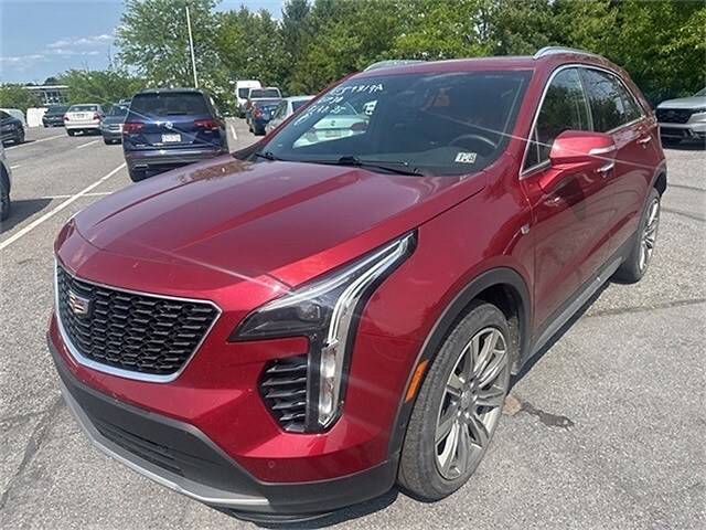 2019 Cadillac XT4 Premium Luxury photo 3