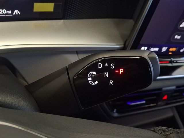 2026 Volkswagen Tiguan SE R-LINE BLACK - Photo 14