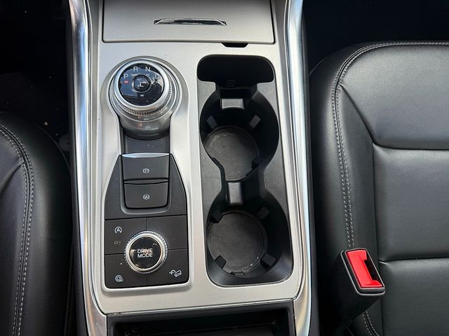 2023 Ford Explorer XLT - Photo 17