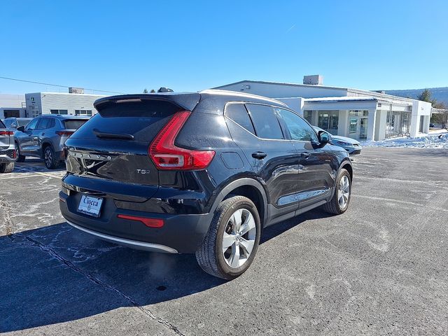 2022 Volvo XC40 Momentum - Photo 6
