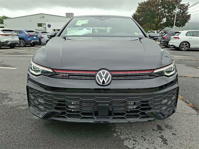 2025 Volkswagen Golf GTI S photo 4