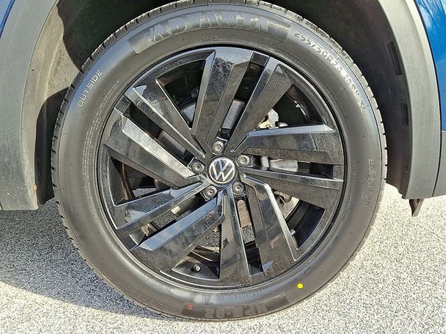 2022 Volkswagen Atlas Cross Sport SE w/Tech - Photo 11