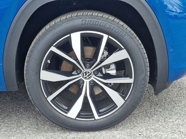 2026 Volkswagen Atlas Cross Sport SEL Premium R-LINE - Photo 11