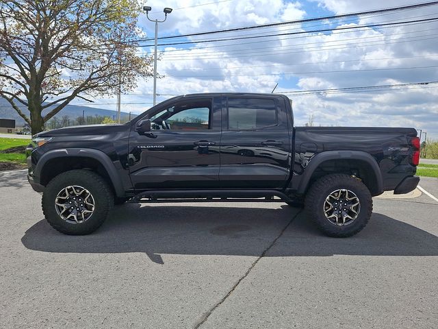 2023 Chevrolet Colorado ZR2 - Photo 7