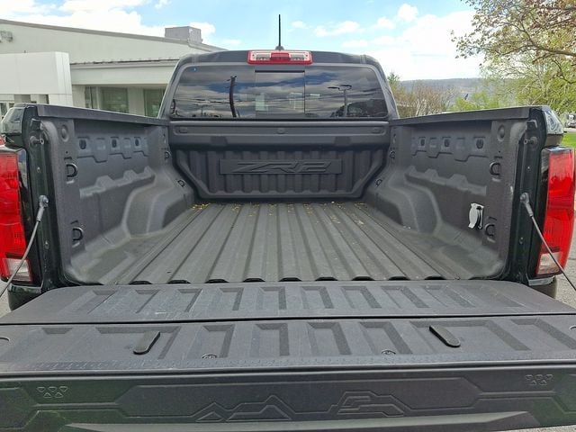 2023 Chevrolet Colorado ZR2 - Photo 31