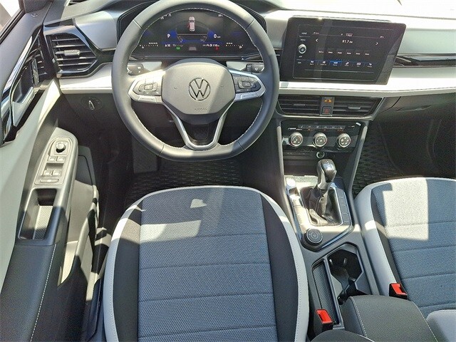 2025 Volkswagen Taos S photo 2