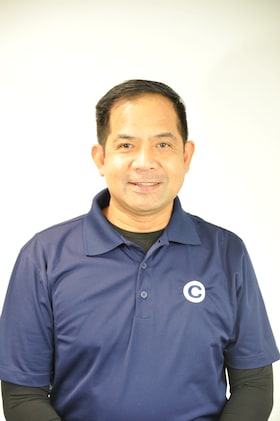 Staff member Raul Matias from ID_dad65051896b
