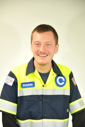 Staff member Robbie from ID_dad65051896b