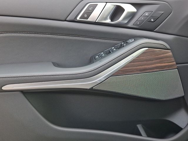 2026 BMW X5 40i - Photo 11