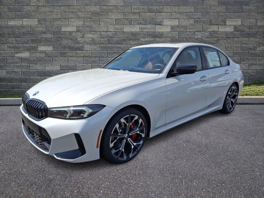 New 2026 BMW 330i xDrive Sedan
