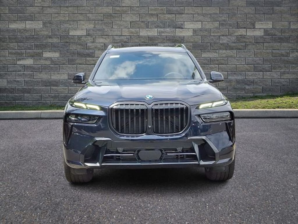 New 2027 BMW X7 xDrive40i SUV