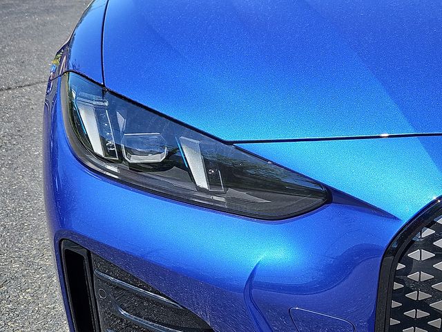 2026 BMW i4 40 - Photo 9