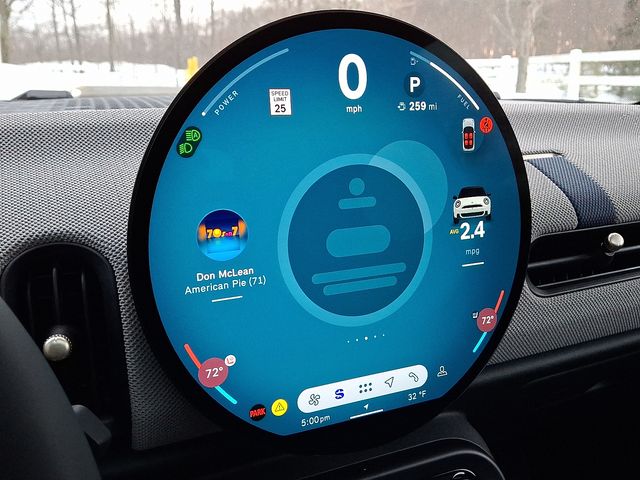 2025 MINI Hardtop 2 Door S - Photo 15