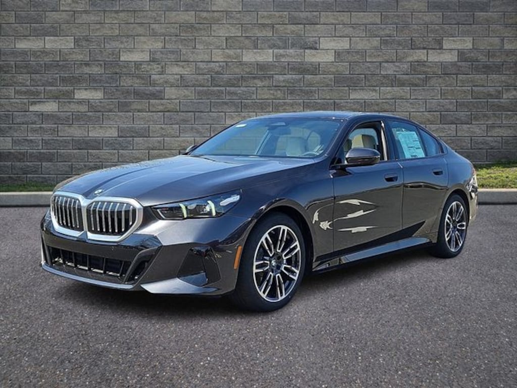 New 2026 BMW 530i xDrive Sedan
