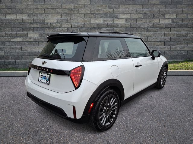 2025 MINI Hardtop 2 Door S - Photo 6