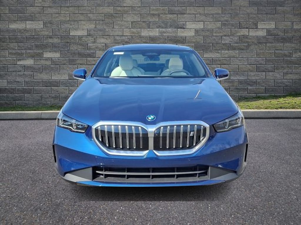 New 2026 BMW i5 xDrive40 Sedan