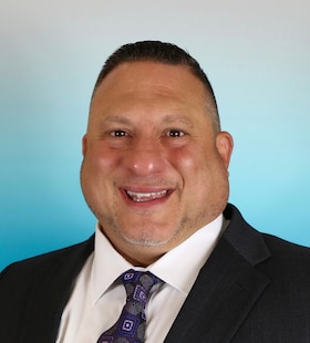 Staff member ANTHONY PAPARELLA from ID_5c136eb72257