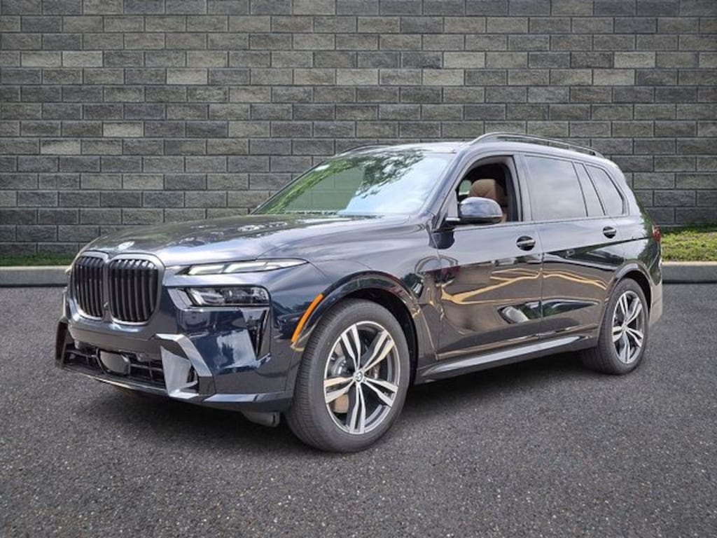 New 2027 BMW X7 xDrive40i SUV