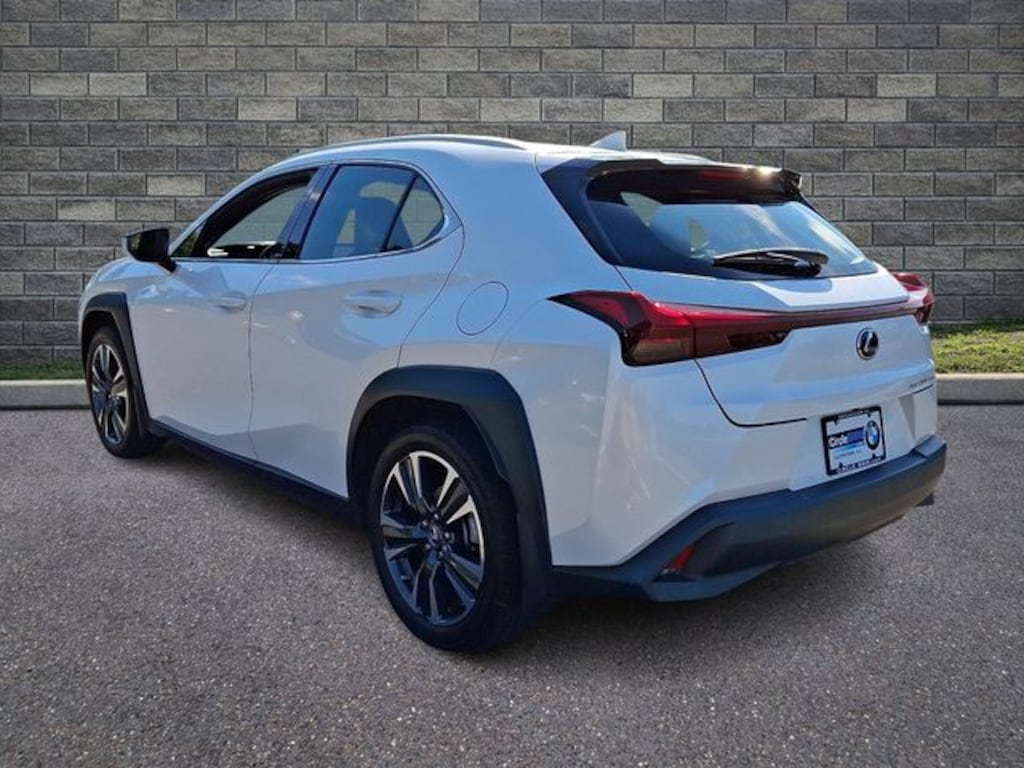 Used 2023 Lexus UX 250h Base SUV
