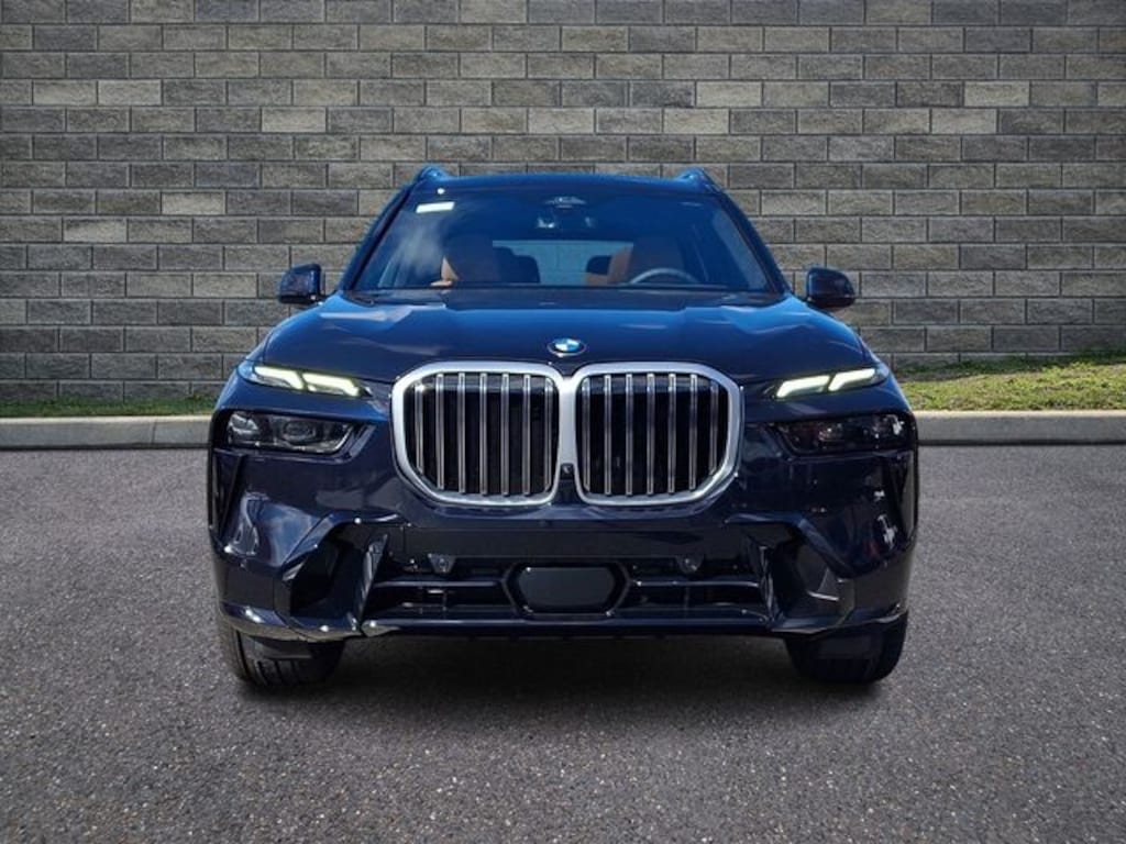 New 2026 BMW X7 xDrive40i SUV