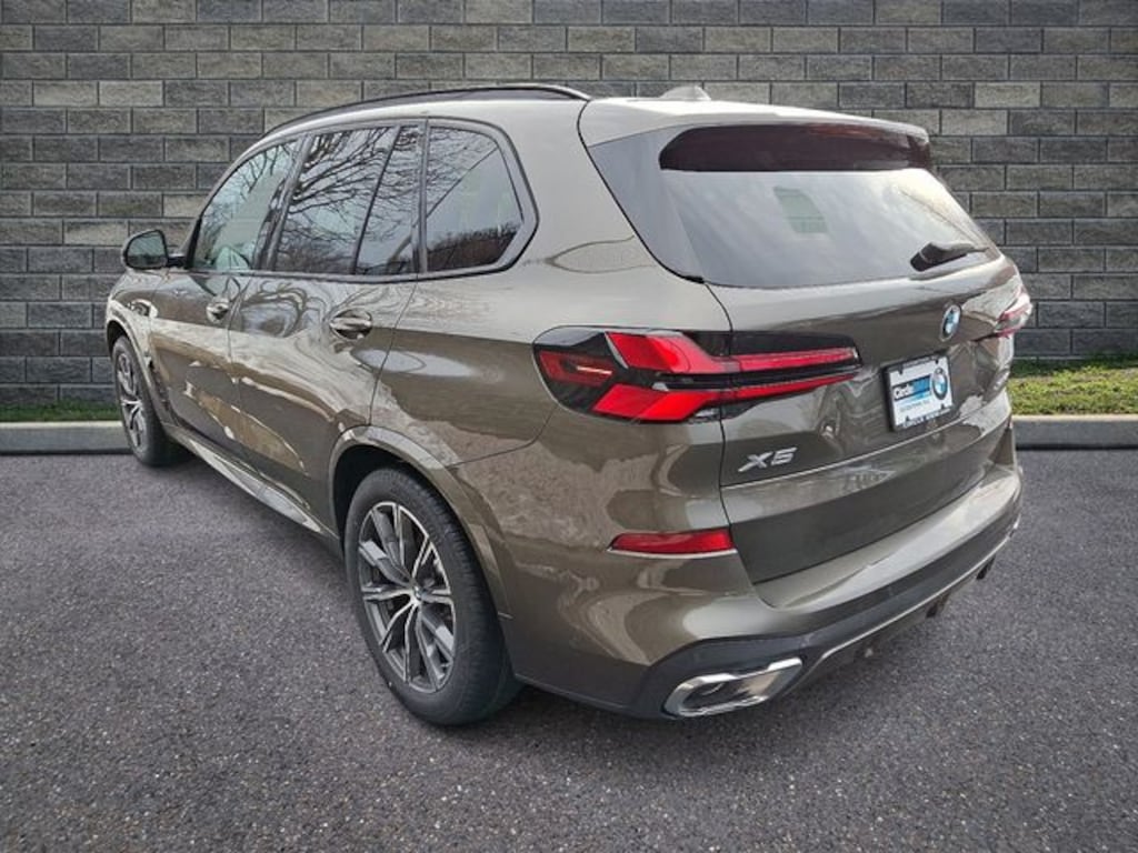New 2026 BMW X5 xDrive40i SUV
