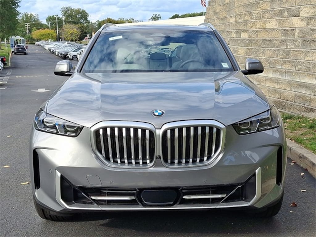 New 2026 BMW X5 xDrive40i SUV