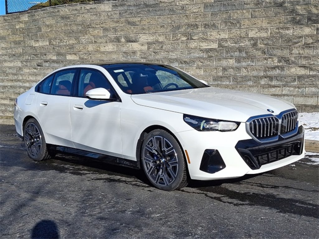 New 2026 BMW 530i xDrive Sedan