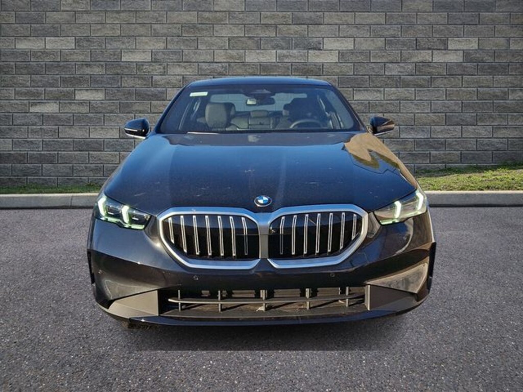 New 2026 BMW 530i xDrive Sedan