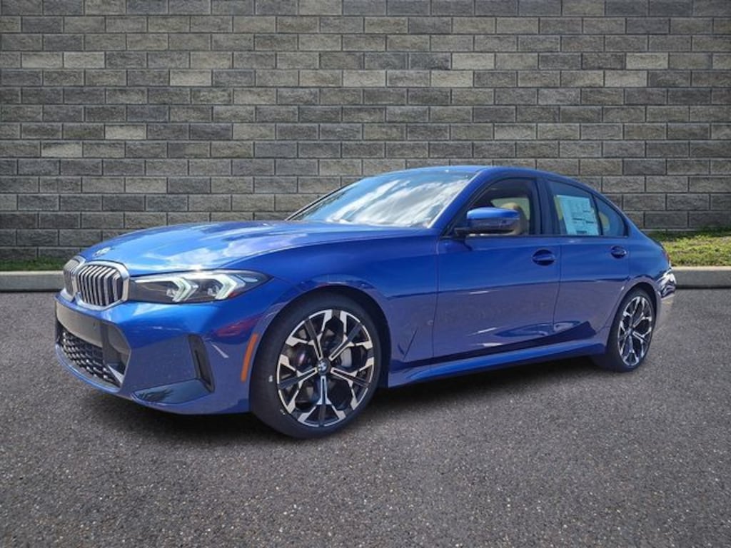 New 2026 BMW 330i xDrive Sedan