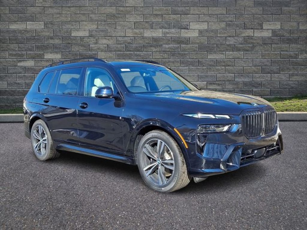 New 2026 BMW X7 xDrive40i SUV