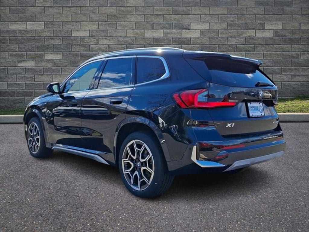 New 2026 BMW X1 xDrive28i SUV