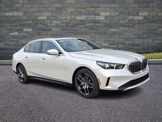 2026 BMW 530i Sedan 