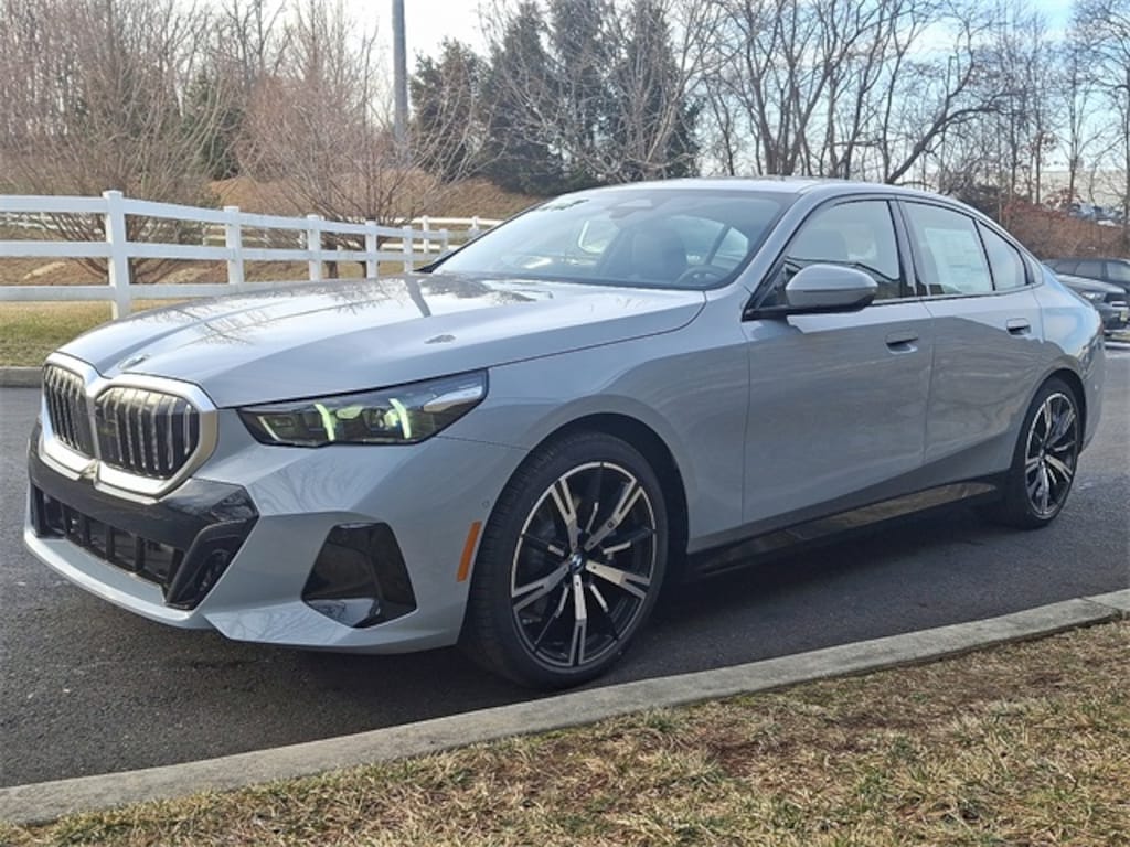 New 2026 BMW 530i xDrive Sedan