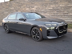 2026 BMW 740i xDrive Sedan