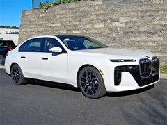 2026 BMW 740i xDrive Sedan