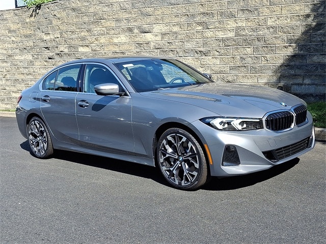 2025 BMW 330i Sedan 