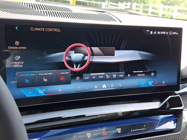 2027 BMW 5 Series 550e - Photo 16