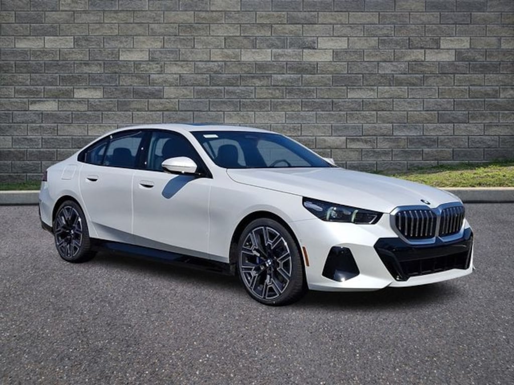 New 2026 BMW 530i xDrive Sedan