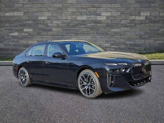 2026 BMW 750e Sedan 