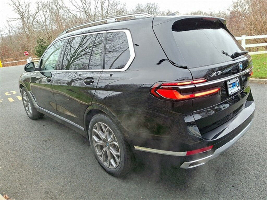 New 2026 BMW X7 xDrive40i SUV