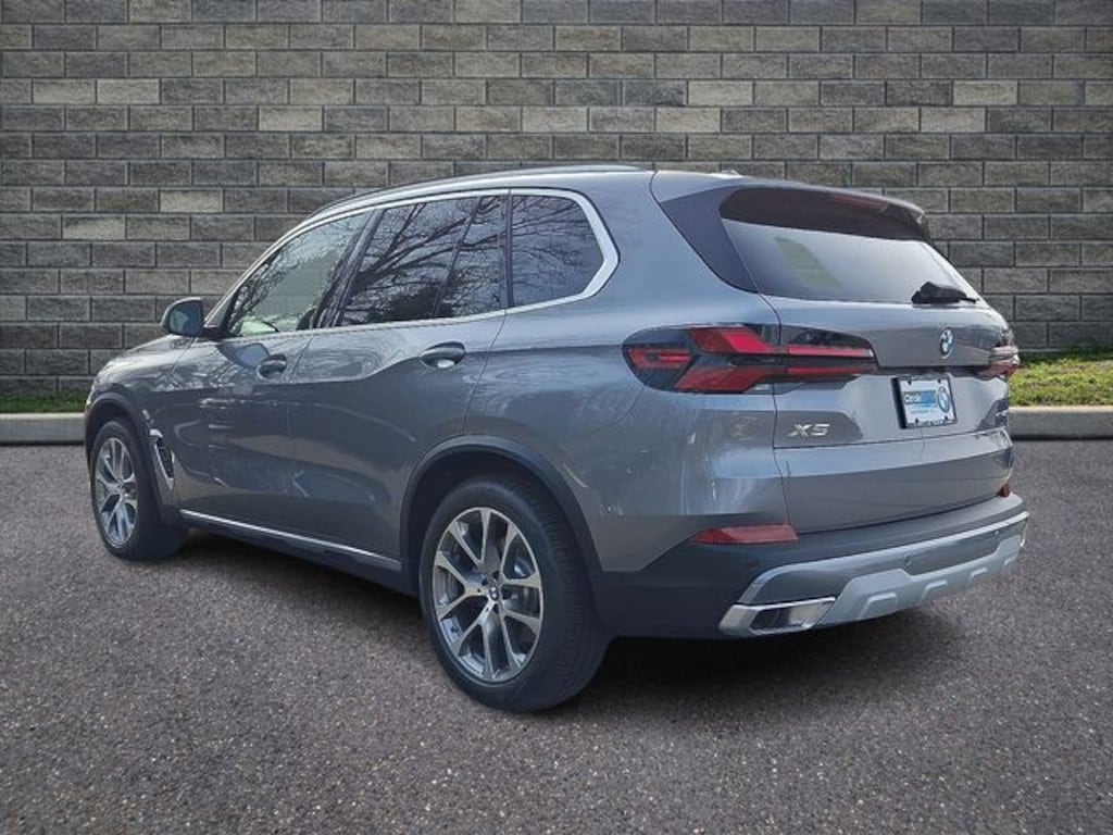 New 2026 BMW X5 xDrive40i SUV