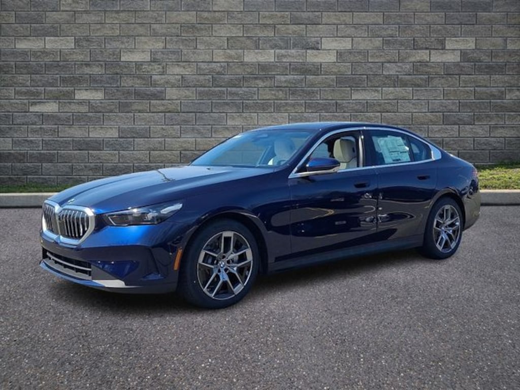 New 2026 BMW 530i xDrive Sedan
