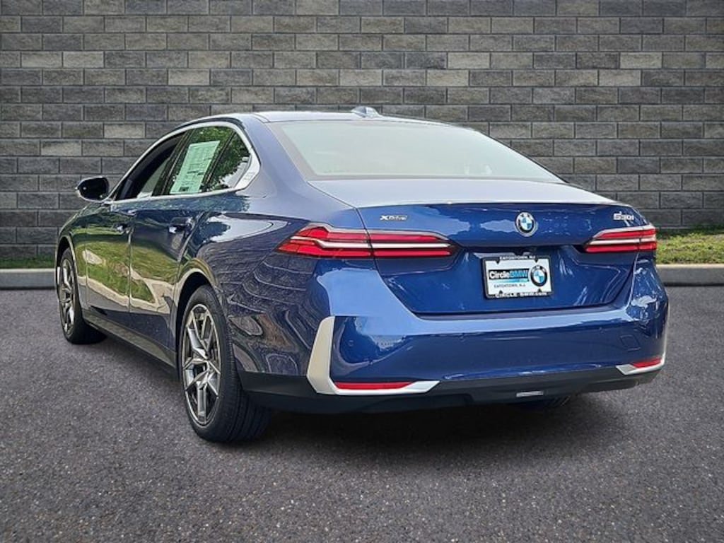 New 2027 BMW 530i xDrive Sedan