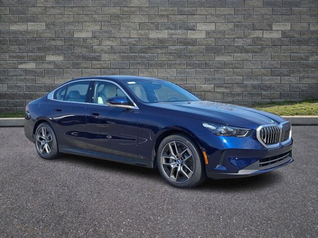 New 2026 BMW 530i xDrive Sedan