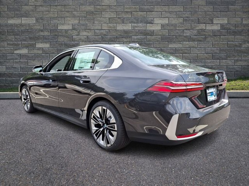 New 2027 BMW 530i xDrive Sedan