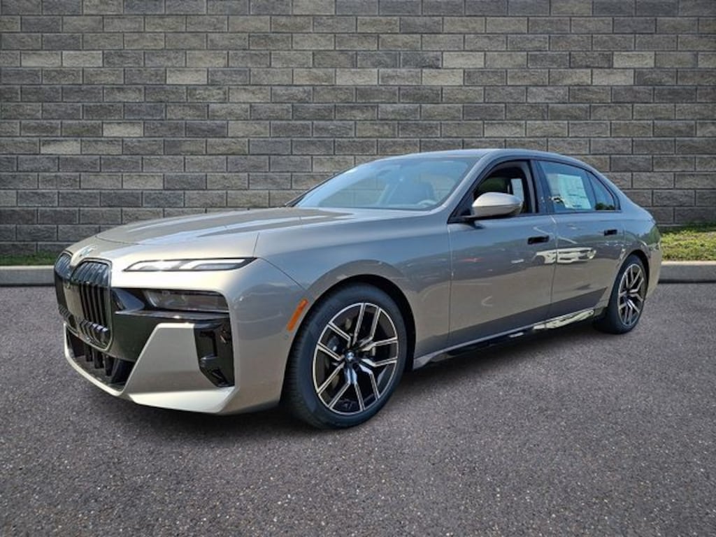 New 2026 BMW 740i xDrive Sedan
