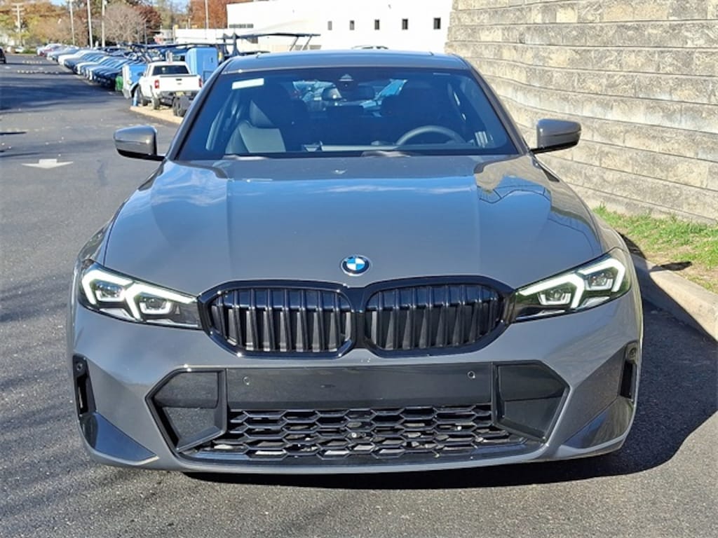 New 2026 BMW 330i xDrive Sedan